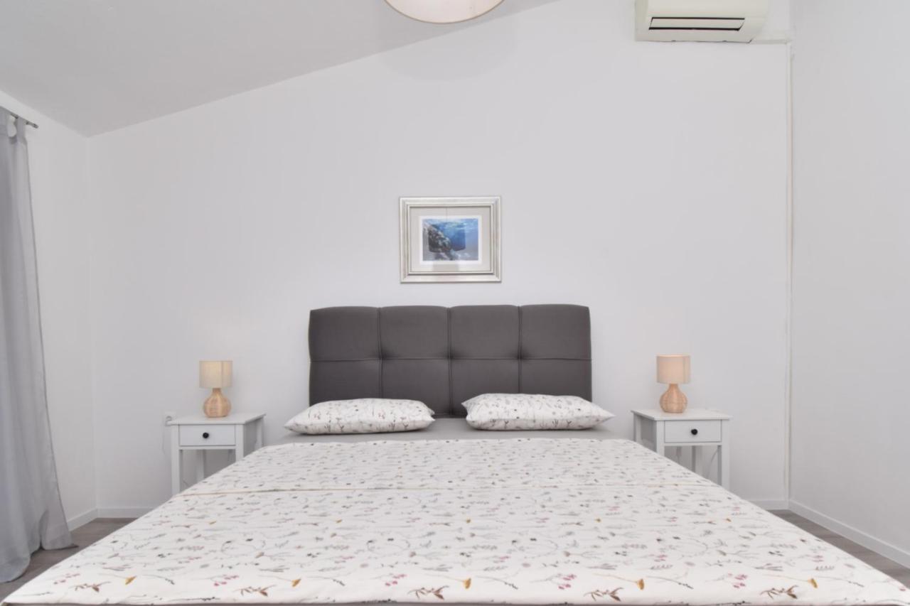 Sunny Room Tučepi Εξωτερικό φωτογραφία